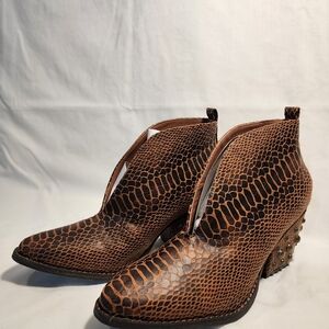 Coconuts by Matisse Tan Snakeskin Booties